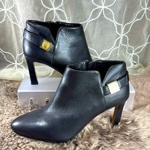 (Q7) Vince Camuto Women's Lokarie Black Leather Booties with Logo Buckle, Size 9